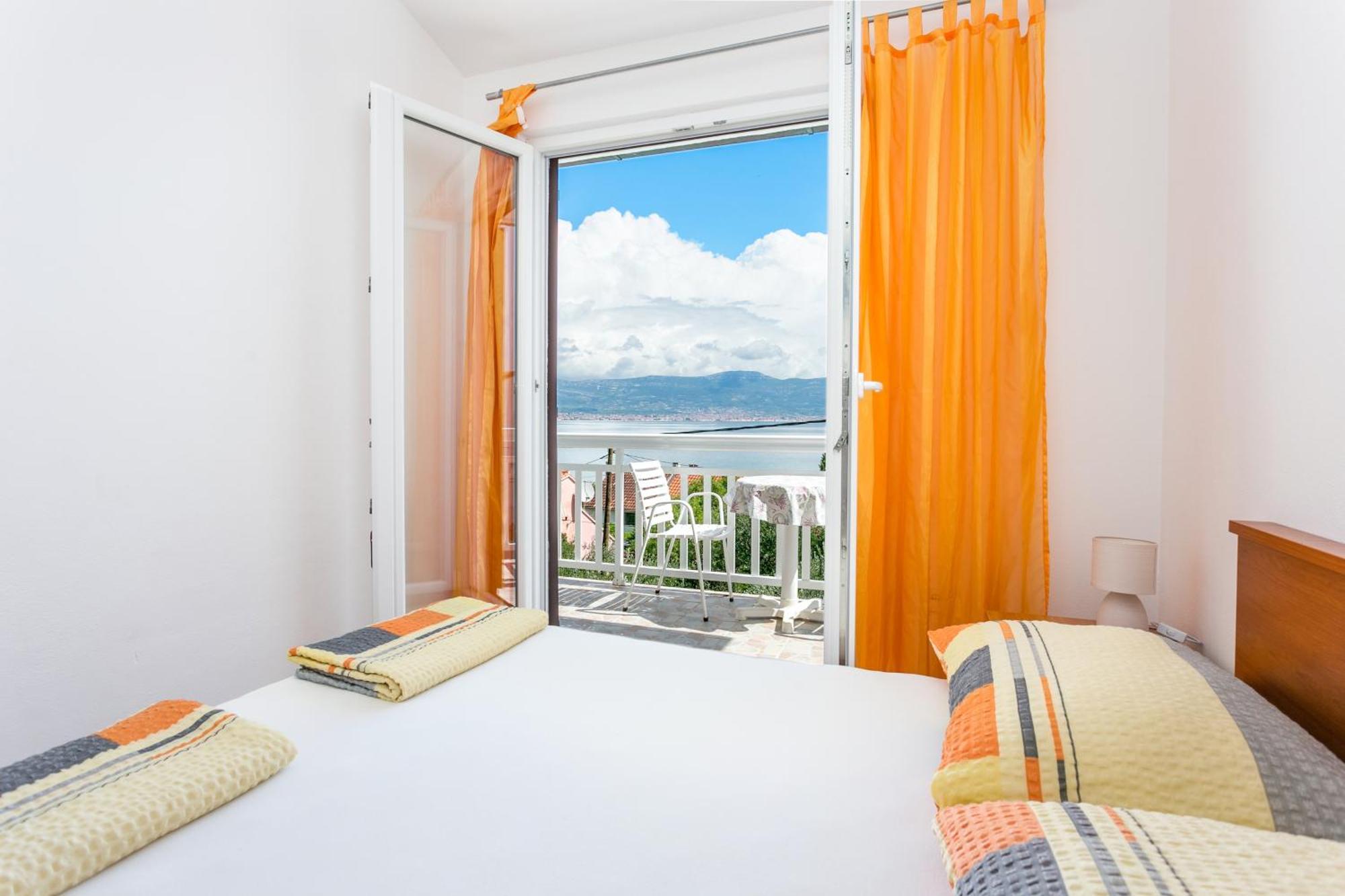 Apartments By The Sea Slatine, Ciovo - 6000 Δωμάτιο φωτογραφία